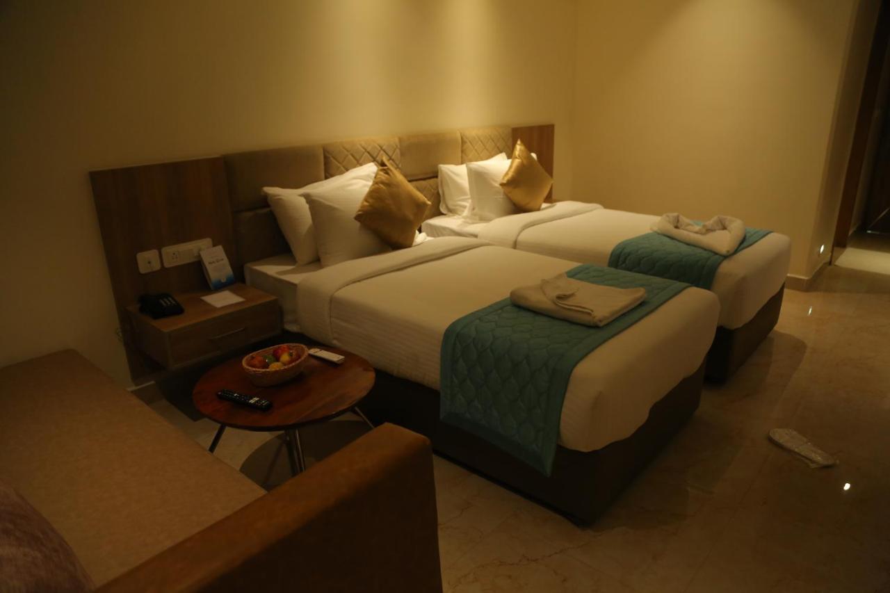 Misty Ocean - A Bergamont Group Of Hotel Kuilapalayam Ngoại thất bức ảnh