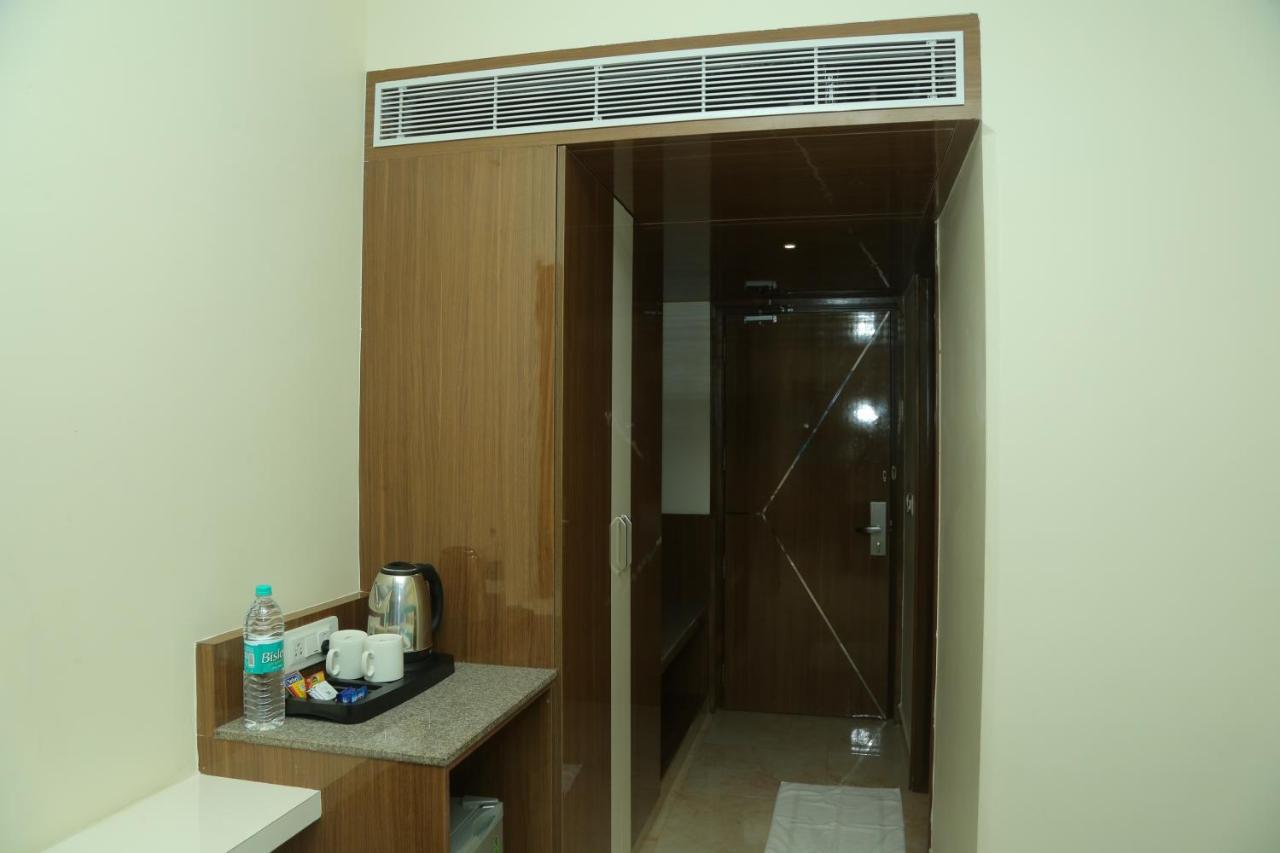 Misty Ocean - A Bergamont Group Of Hotel Kuilapalayam Ngoại thất bức ảnh