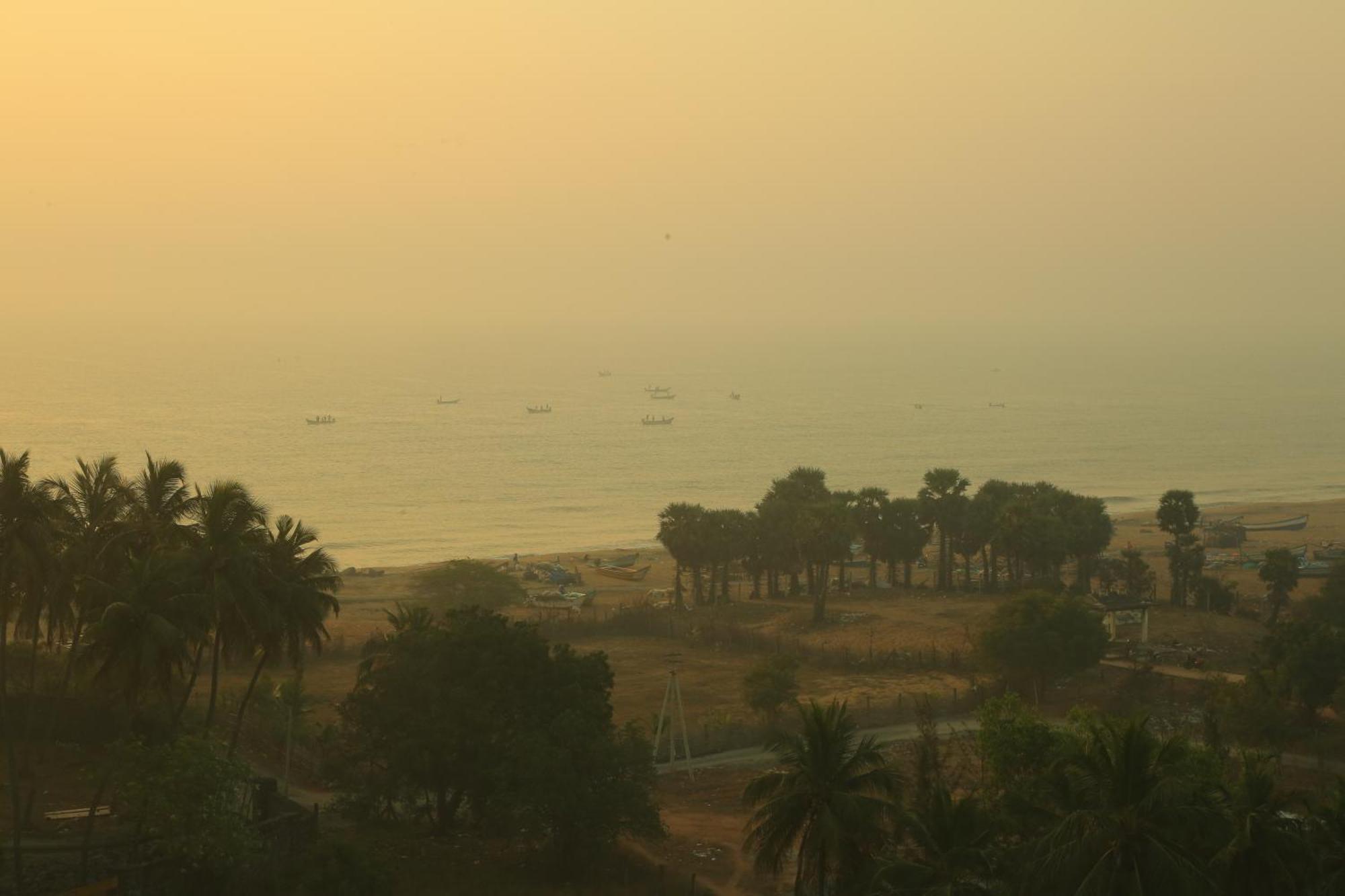 Misty Ocean - A Bergamont Group Of Hotel Kuilapalayam Ngoại thất bức ảnh