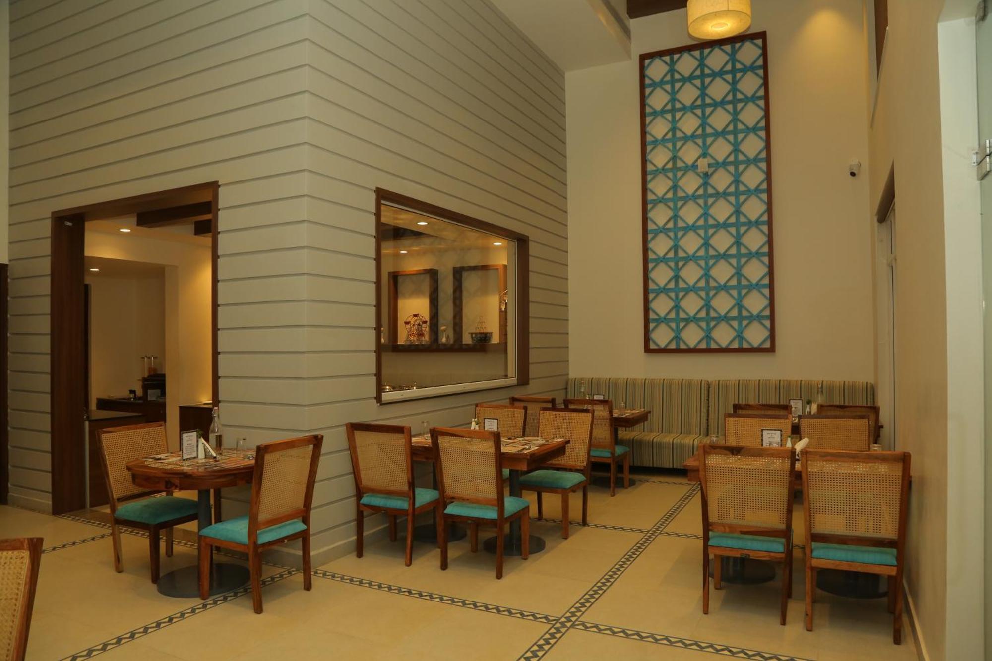 Misty Ocean - A Bergamont Group Of Hotel Kuilapalayam Ngoại thất bức ảnh