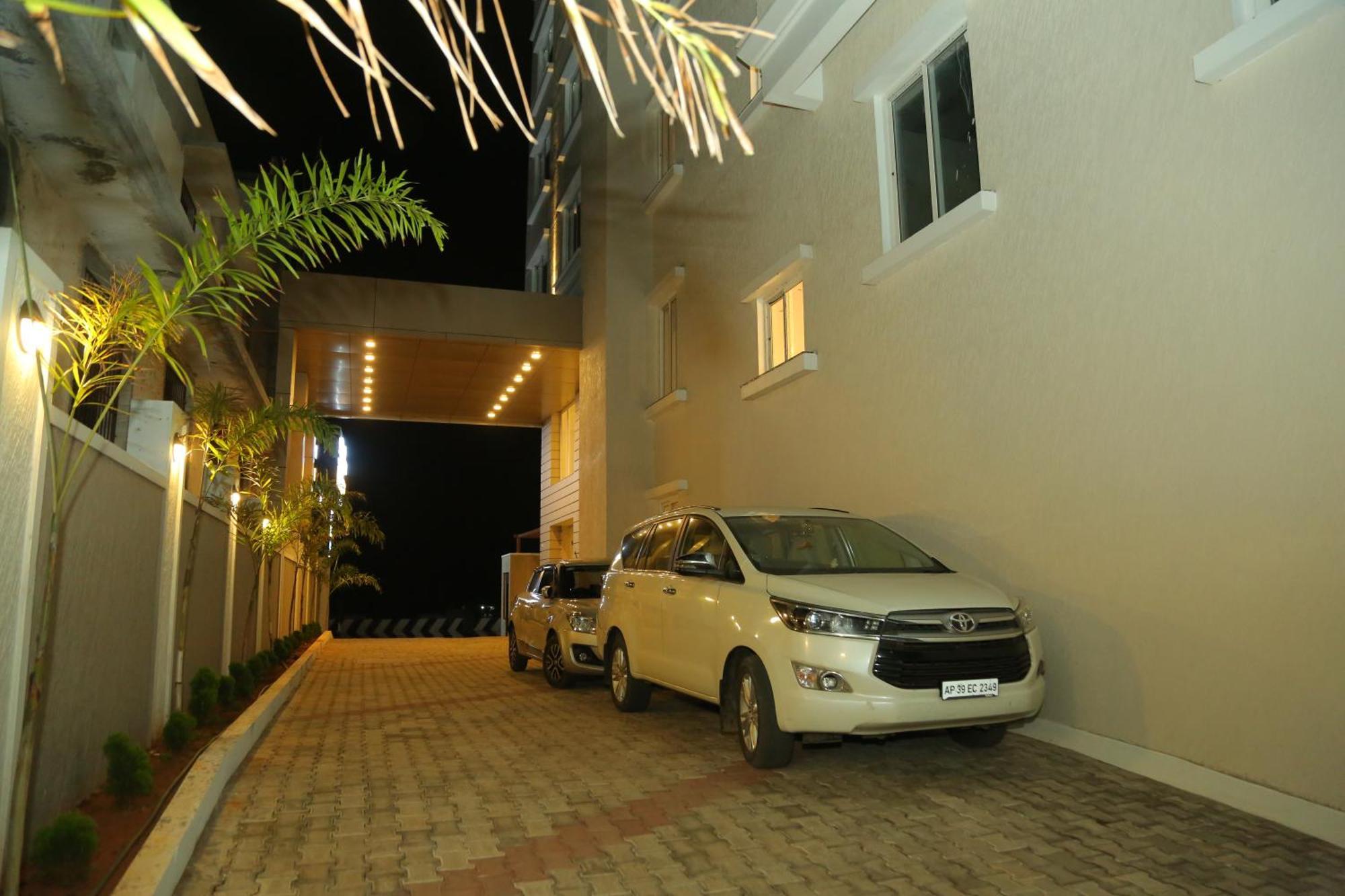 Misty Ocean - A Bergamont Group Of Hotel Kuilapalayam Ngoại thất bức ảnh